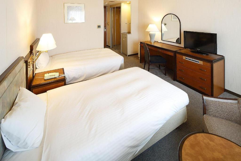 Hotel New Omi Ōmihachiman