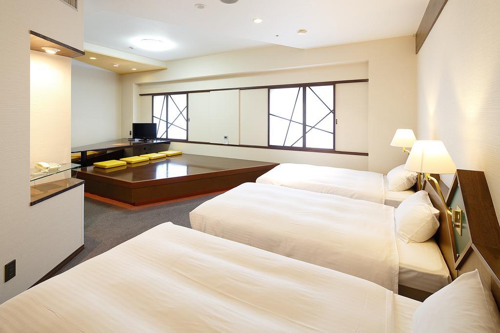 Hotel New Omi Ōmihachiman
